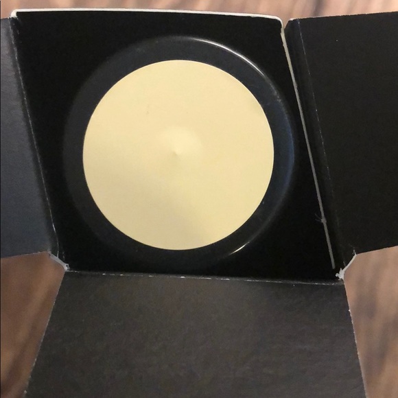 MAC primer - Picture 3 of 3